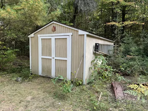 Exterior - 11770 Cherven Ln, Roscommon, MI 48653 photo 17 of 24
