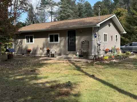 Exterior - 11770 Cherven Ln, Roscommon, MI 48653 photo 4 of 24