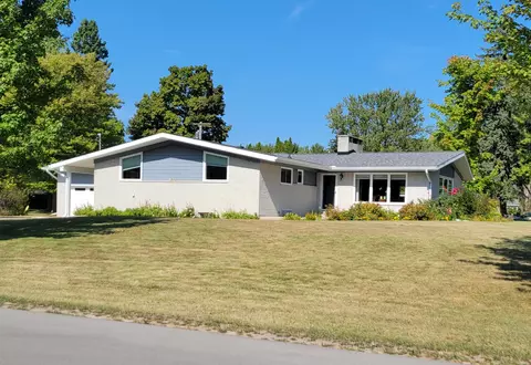 125 Parker Avenue Alpena Mi 49707 Ave, Alpena, MI 49707