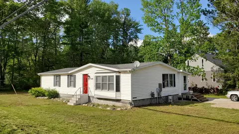 1430 E Houghton Lake Drive Houghton Lake Mi 48629 Dr, Houghton Lake, MI 48629