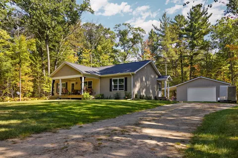 2509 Kristen Drive Lewiston Mi 49756 Dr, Lewiston, MI 49756