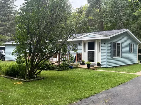 4120 Mackinac Trail St Ignace Mi 49781 Trl, St. Ignace, MI 49781