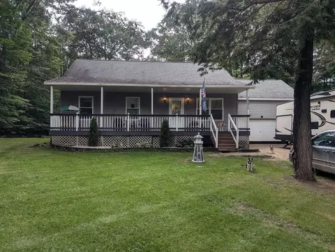 5676 Potawatomi Ct, Gaylord, MI 49735
