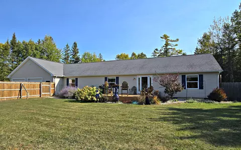 125 Sorrels Drive St Ignace Mi 49781 Dr, St. Ignace, MI 49781