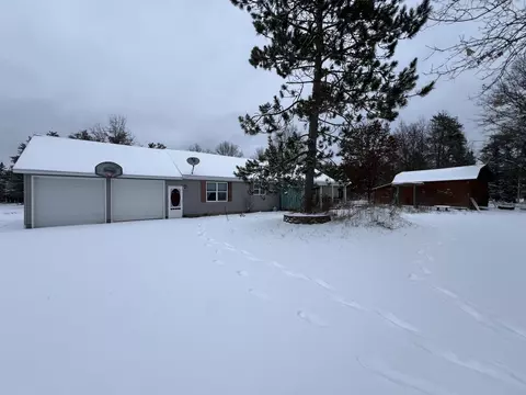 2705 E M-72 Highway Grayling Mi 49738 Hwy, Grayling, MI 49738