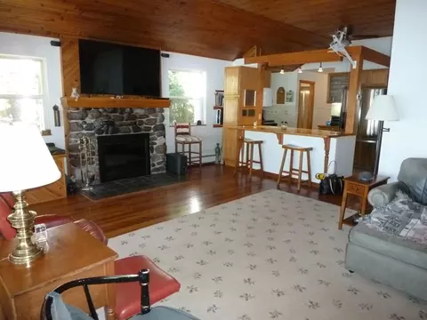 16589 Pine Street Presque Isle Mi 49777, Presque Isle, MI 49777 photo 4