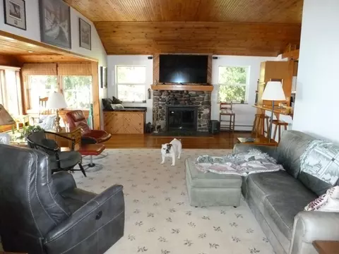 16589 Pine Street Presque Isle Mi 49777, Presque Isle, MI 49777 photo 3