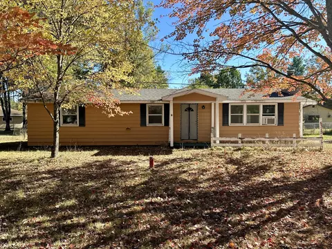 6315 Old Lake Rd, Grayling, MI 49738