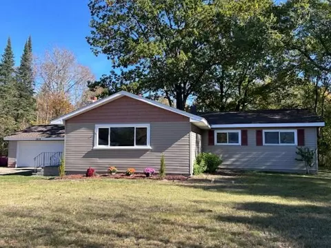 Exterior - 7199 Spruce Rd, Alpena, MI 49707 photo 11 of 13