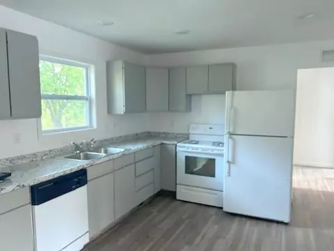 Kitchen - 7199 Spruce Rd, Alpena, MI 49707 photo 2 of 2