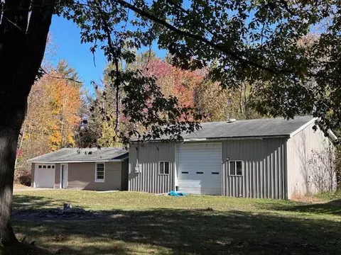 Exterior - 7199 Spruce Rd, Alpena, MI 49707 photo 10 of 13