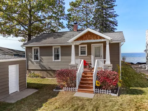 123 Hohman Dr, Prudenville, MI 48651