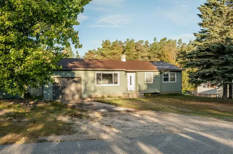 222 Old Colony Road Gaylord Mi 49735 Rd, Gaylord, MI 49735