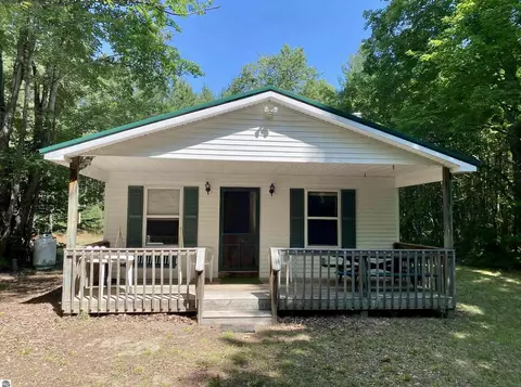 1681 SEast Trl, Fife Lake, MI 49633