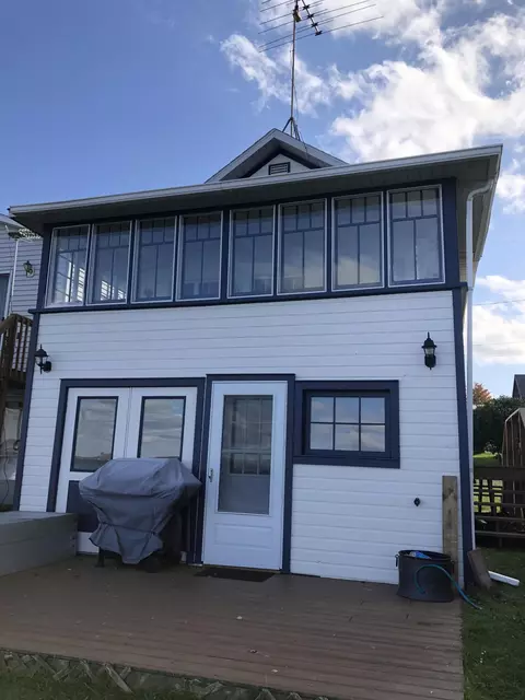 303 Sanford Avenue Houghton Lake Mi 48629 Ave, Houghton Lake, MI 48629