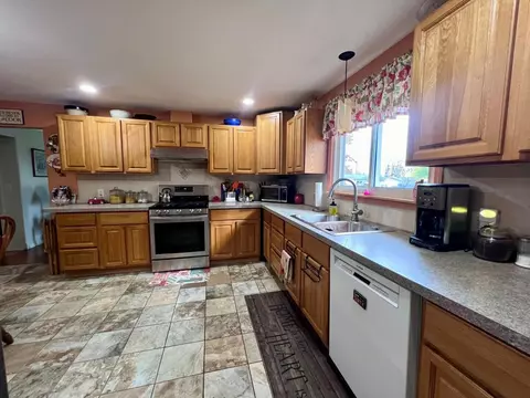 2058 James Ave, Owosso, MI 48867 photo 8