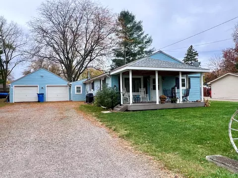2058 James Ave, Owosso, MI 48867