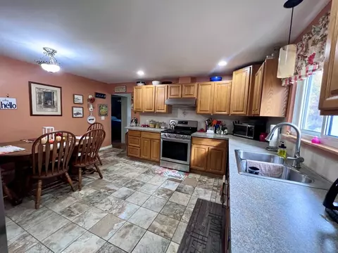 2058 James Ave, Owosso, MI 48867 photo 7