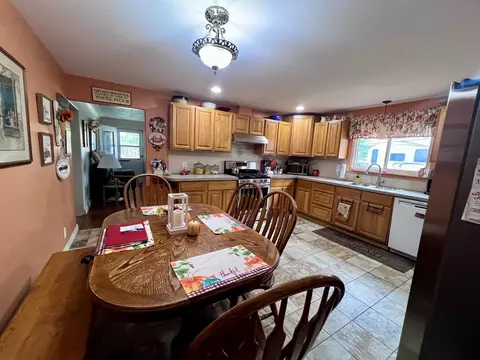 2058 James Ave, Owosso, MI 48867 photo 5