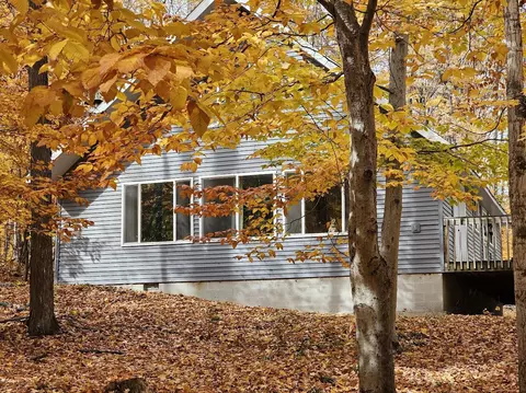 1038 Deer Park Court Gaylord Mi 49735 Ct, Gaylord, MI 49735
