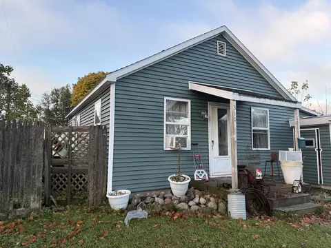 310 Sixth Street Cheboygan Mi 49721 St, Cheboygan, MI 49721