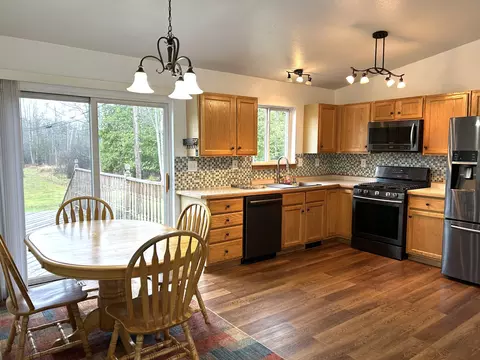2738 S Second Avenue Alpena Mi 49707 Ave, Alpena, MI 49707 photo 6