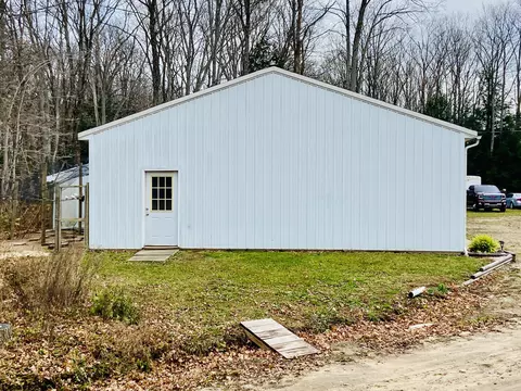 Exterior - 6671 E Arnold Lake Rd, Harrison, MI 48625 photo 18 of 26