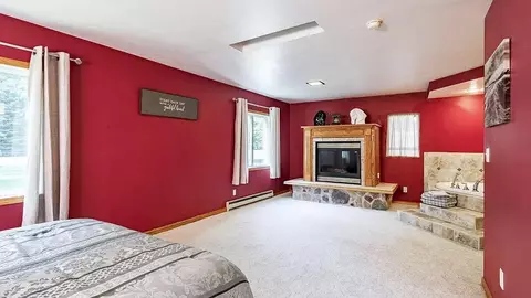 Bedroom - 6671 E Arnold Lake Rd, Harrison, MI 48625 photo 5 of 8