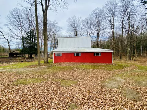 Exterior - 6671 E Arnold Lake Rd, Harrison, MI 48625 photo 13 of 26