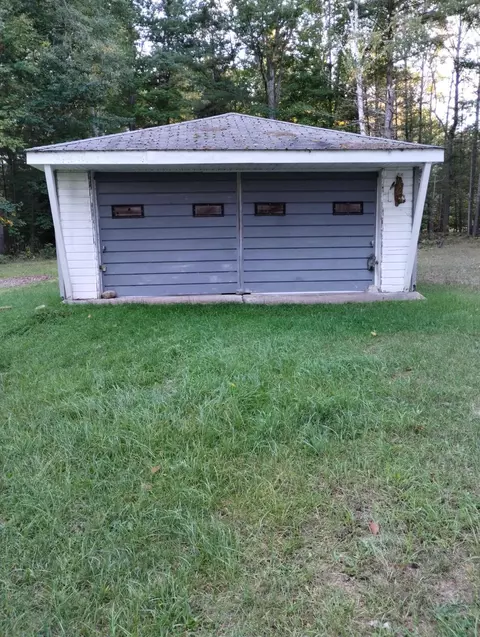 4880 E Black River Rd, Black River, MI 48721 photo 10