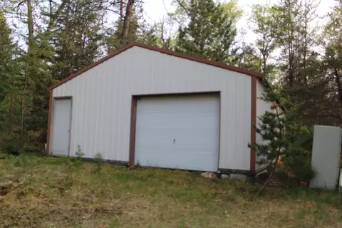 2420 Young Road Lewiston Mi 49756 Rd, Lewiston, MI 49756