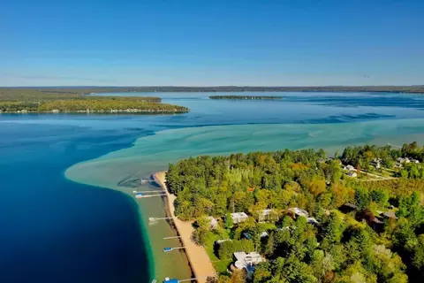 View/Area - 130 Flag Point Dr #2 1, Roscommon, MI 48653 photo 11 of 13