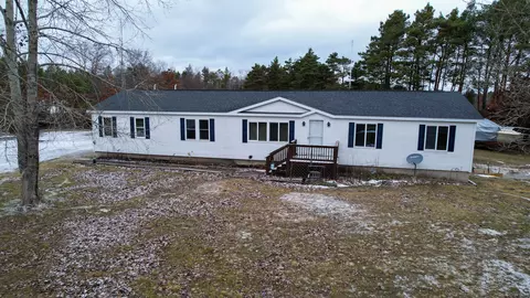 5210 Pinecrest Drive Lewiston Mi 49756 Dr, Lewiston, MI 49756
