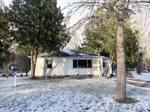 512 W North Street St Charles Mi 48655 St, Saint Charles, MI 48655