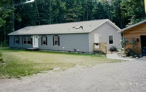 5251 Safari Trail Gaylord Mi 49735 Trl, Gaylord, MI 49735