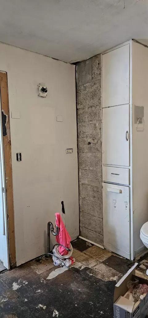 Bath - 404 Date Street Grayling Mi 49738 St, Grayling, MI 49738 photo 2 of 2
