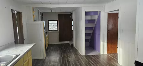 Entry Way - 404 Date Street Grayling Mi 49738 St, Grayling, MI 49738 photo 3 of 6