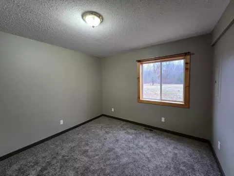 Bedroom - 6841 E Gladwin Rd, Harrison, MI 48625 photo 1 of 8