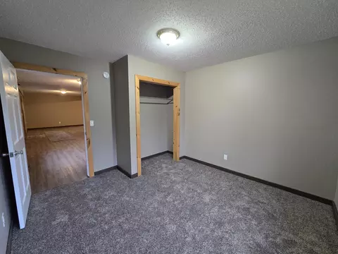 Bedroom - 6841 E Gladwin Rd, Harrison, MI 48625 photo 2 of 8