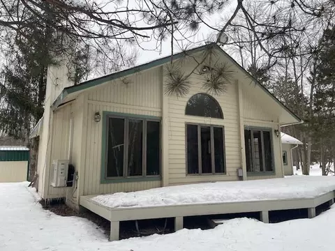 1563 Robin Court Gaylord Mi 49735 Ct, Gaylord, MI 49735