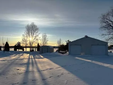 10117 Otis Dr, Mancelona, MI 49659