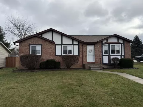 1589 Garden Court Saint Clair Mi 48079 Ct, Saint Clair, MI 48079