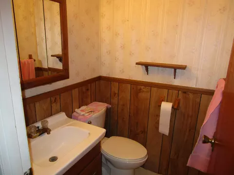 1122 Shore Dr, Cheboygan, MI 49721 photo 17