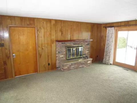 1122 Shore Dr, Cheboygan, MI 49721 photo 22