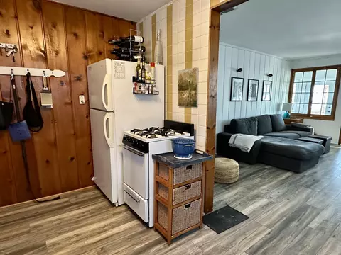 4288 Long Point Dr, Cheboygan, MI 49721 photo 6