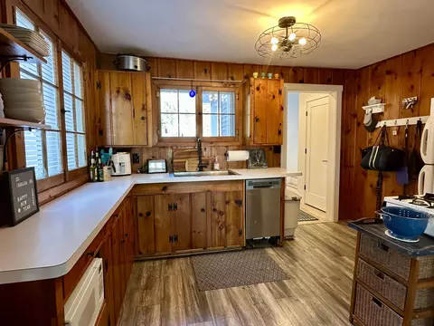4288 Long Point Dr, Cheboygan, MI 49721 photo 7
