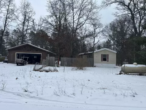 11835 W Roberta Dr, Roscommon, MI 48653