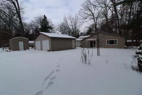 504 Sullivan Prudenville Mi 48651, Prudenville, MI 48651