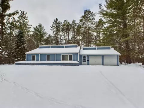 64 S Roberts Road Grayling Mi 49738 Rd, Grayling, MI 49738