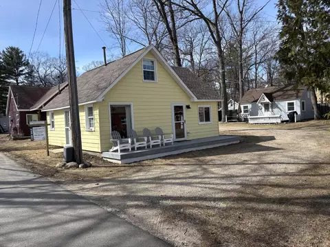 112 Taylor Ave, Roscommon, MI 48653
